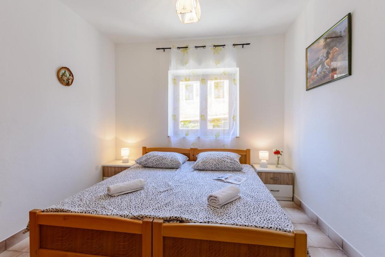 Apartments By The Sea Sumartin, Brac - 2952 Exterior foto
